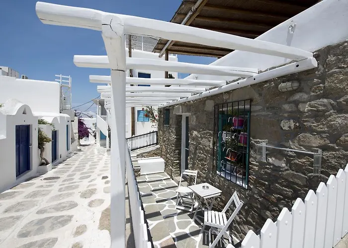 Hibiscus Rosa Mykonos * Mykonos Town