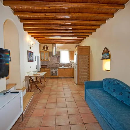 Hibiscus Rosa Mykonos Tatil Evi *